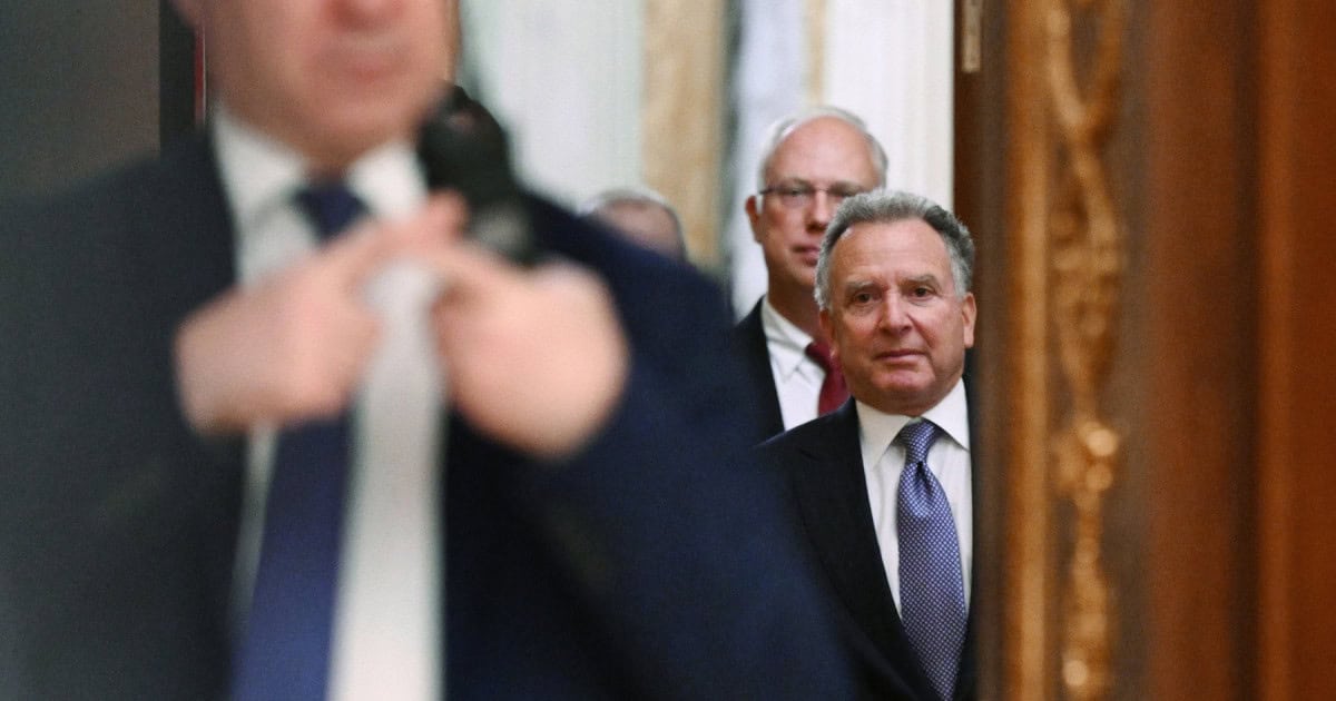 Rusia i-a propus public lui Donald Trump un acord economic în valoare de 14 trilioane de dolari. Cu o condiție