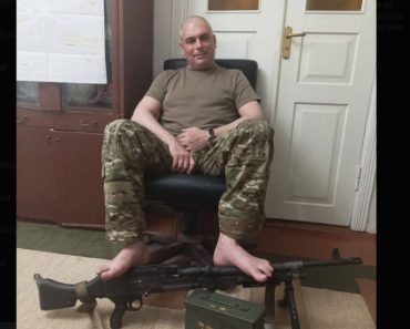 Un general rus i-a trimis soției poze cu urechi tăiate ale prizonierilor ucraineni: „Voi aduna o ghirlandă și ți-o voi face cadou”