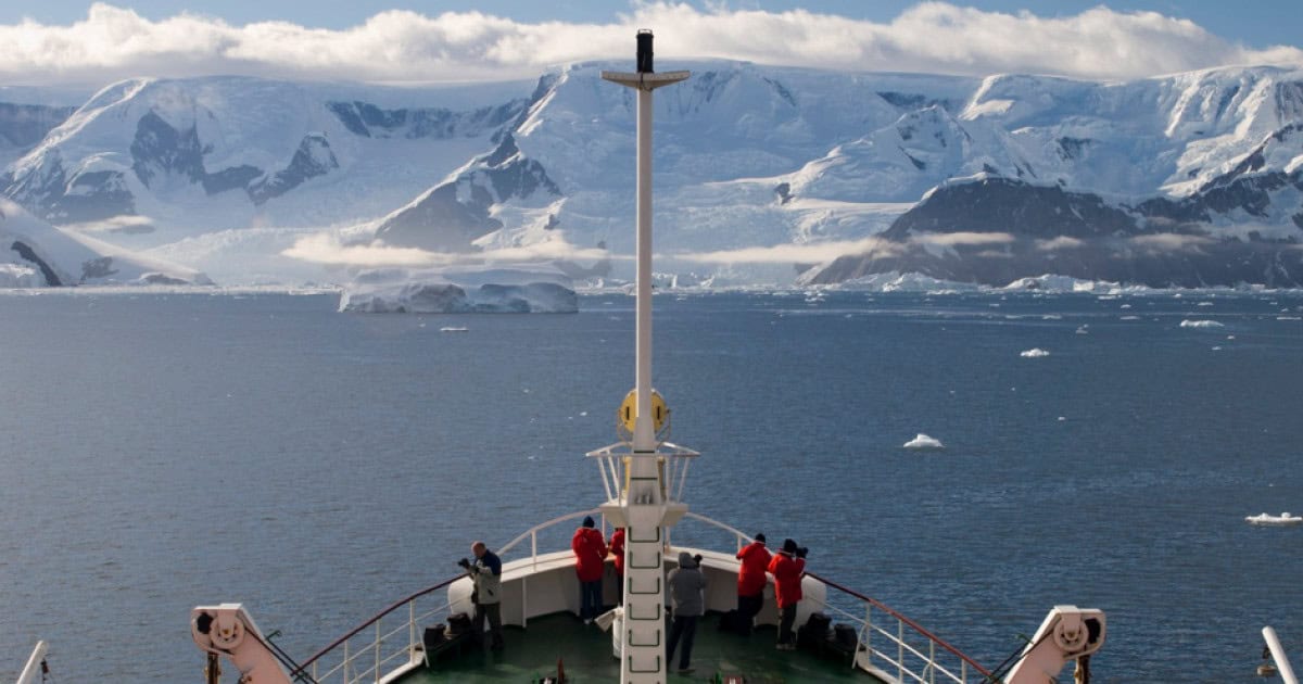 Mai adânc decât oricând. Ce au descoperit cercetătorii după ce au forat la sute de metri adâncime în Antarctica