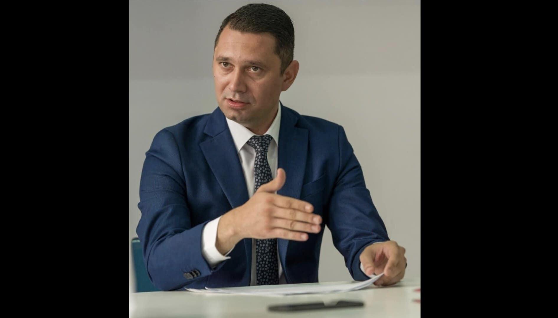 Bogdan Toader acuză Primăria Ploiești: deszăpezire slabă și datorii de 13 milioane de lei către operator Bogdan Toader acuză Primăria Ploiești: deszăpezire slabă și datorii de 13 milioane de lei către operator