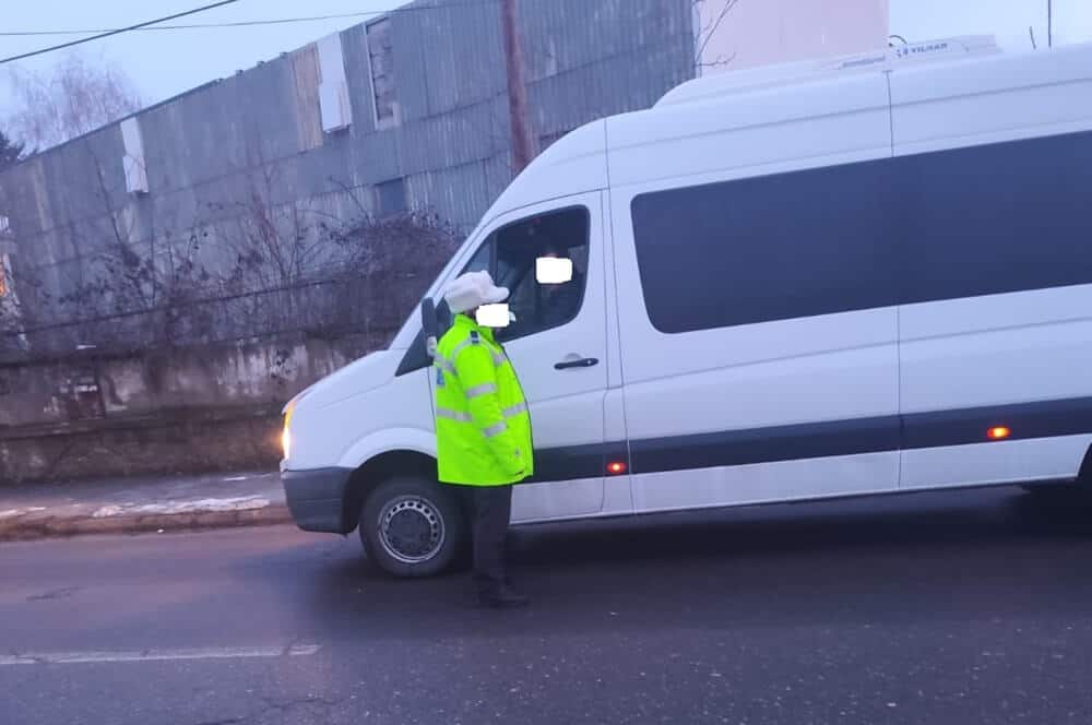Amenzi de peste 90.000 de lei marți dimineață, la Ploiești, pentru transportatorii care circulau fără autorizație Amenzi de peste 90.000 de lei marți dimineață, la Ploiești, pentru transportatorii care circulau fără autorizație