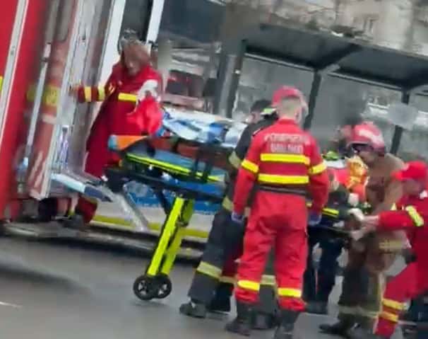 VIDEO: Un bărbat a căzut de la înălțime la Galeriile Comerciale din Ploiești