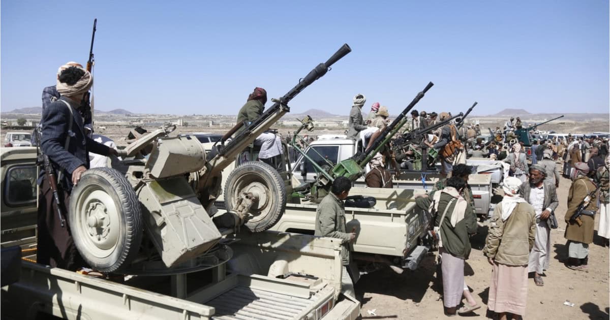 Puternicul aliat al Iranului din „Axa Rezistenței” care nu a intrat încă în luptă. De ce preferă rebelii Houthi să rămână în umbră