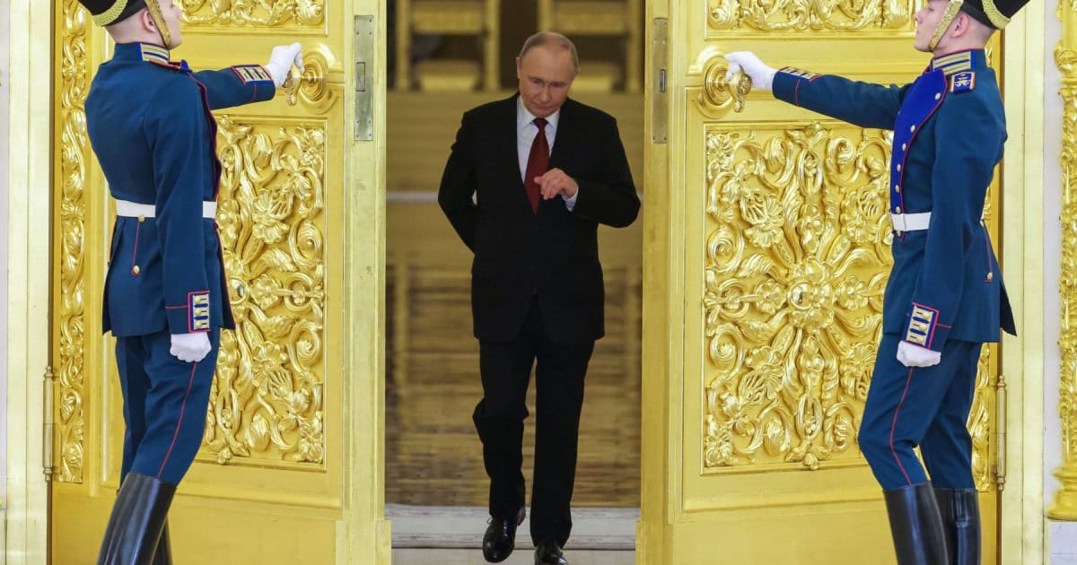 „Putin se teme că va sfârși ca Nicolae al II-lea, împușcat după ce pierde puterea”, crede un fost emisar numit de Trump