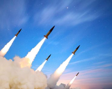 Alertă majoră: „Părăsiți imediat zona!” Iranul anunță atacuri fără precedent