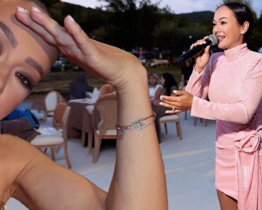 Scandal în avion! Vlăduța Lupău a cedat nervos în timpul zborului: „Am făcut un circ de trebuia să aterizeze avionul” Scandal în avion! Vlăduța Lupău a cedat nervos în timpul zborului: „Am făcut un circ de trebuia să aterizeze avionul”