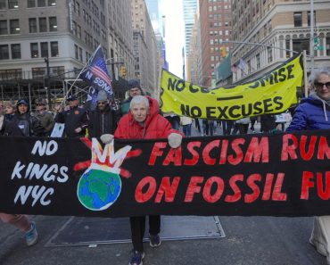 Peste 8 milioane de oameni au protestat în SUA împotriva lui Donald Trump. Manifestații în toate cele 50 de state