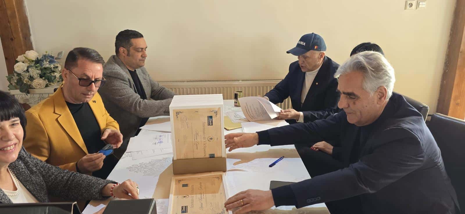 Primarul din Acerenza, Fernando Scattone, și Costantin Bolgiu au semnat la Gherghița protocolul pentru promovarea vinurilor de pe Paralela 45