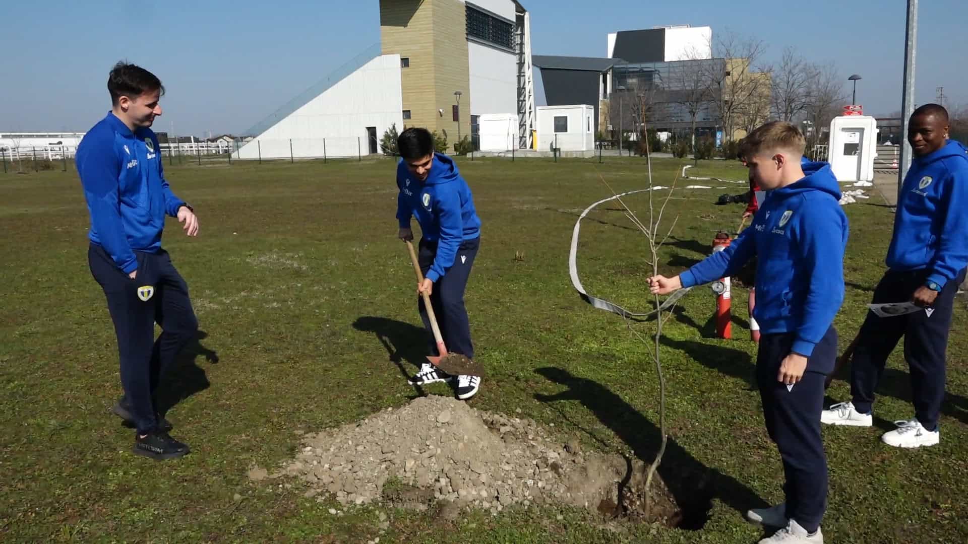Petroliștii au muncit pământul cu gândul la play-out