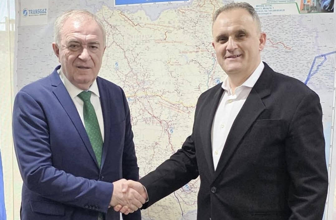 Președintele CJ Prahova, Virgil Nanu, întâlnire de lucru cu Transgaz pentru proiectul de conectare a Văii Slănicului la gaze Președintele CJ Prahova, Virgil Nanu, întâlnire de lucru cu Transgaz pentru proiectul de conectare a Văii Slănicului la gaze