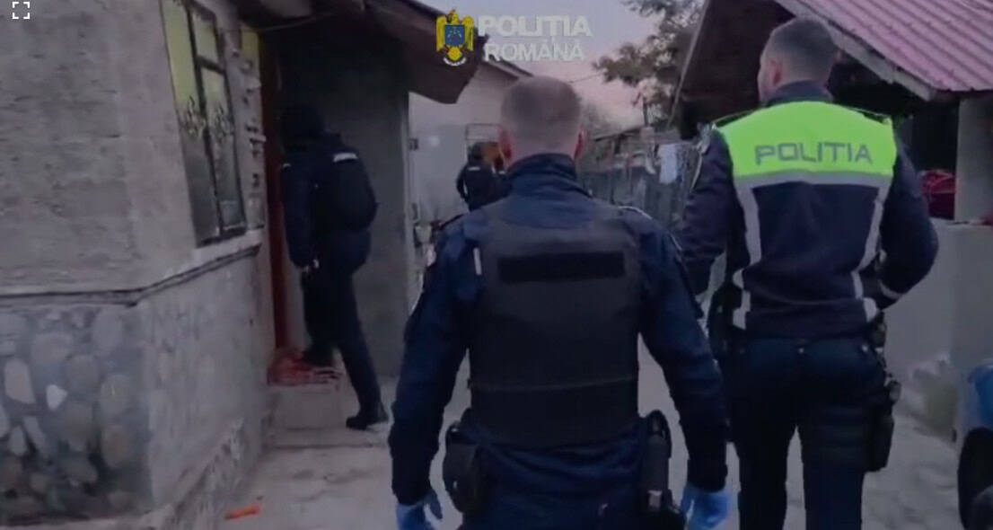 VIDEO: Percheziții după ce patru tineri au provocat scandal la Târgșoru Vechi și Cocorăștii Colț