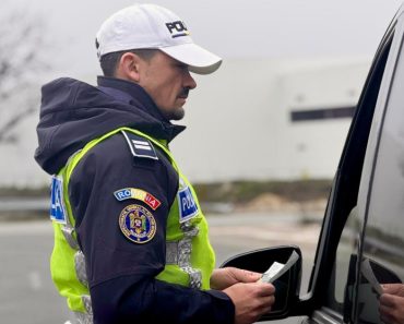 Proiect USR în Parlament: șoferii să nu mai fie amendați dacă nu prezintă fizic permisul sau talonul