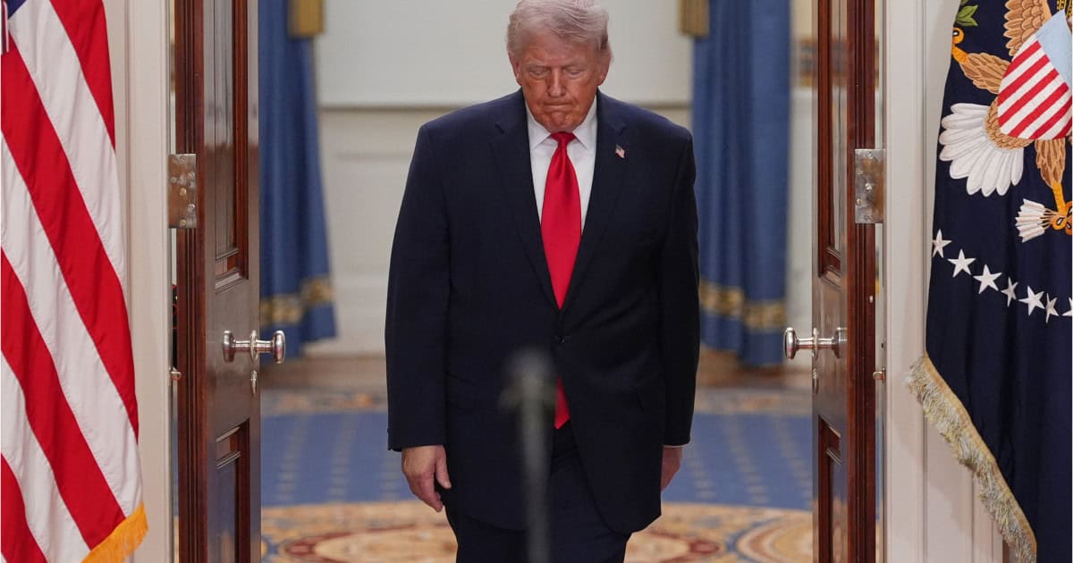 Armistițiul cu Iranul. Trump s-a trezit în situația despre care el însuși avertiza: „Când celălalt simte miros de sânge, ești terminat”