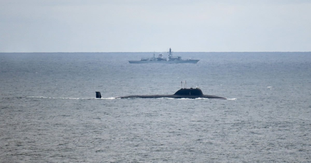 „Preşedintelui Putin îi spun: «Vă vedem»”. Armata britanică anunţă că a urmărit trei submarine ruseşti care spionau în Atlantic