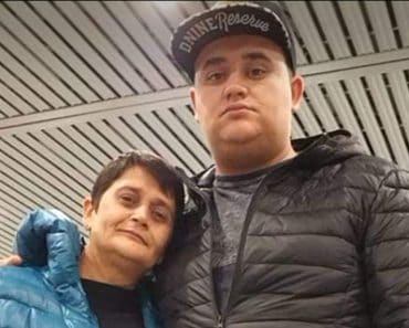 Cât de bine seamănă Florinel de la Chefi la cuțite cu mama lui! Concurentul a cucerit inimile juraților