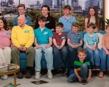 Un cuplu cu 13 copii dezvăluie cât cheltuie lunar pe mâncare și cum gestionează o familie atât de mare. Consumul săptămânal este impresionant