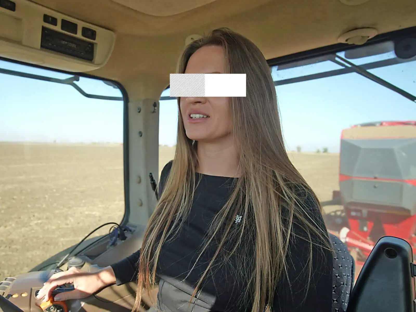 Dezvăluiri șocante despre trecutul presupusei iubite a lui Valentin Sanfira. Ce au declarat persoane care au cunoscut-o: „A început să mă amenințe”