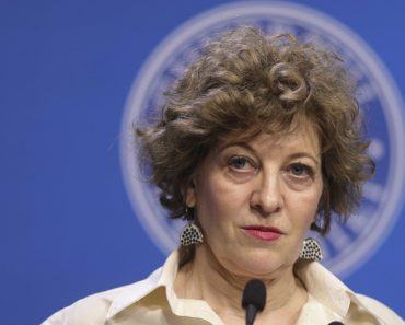 Vicepremierul Gheorghiu: Când cineva spune că ne vindem ţara vorbind despre Hidroelectrica, fie habar n-are ce vorbeşte, fie e ticălos