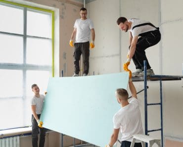 Renovare cu surprize pentru un român: „Treaba e că eu îi plătesc și costă cam 50 de lei unul”