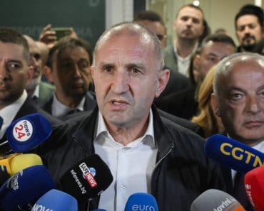 Prima reacție a Kremlinului după victoria lui Rumen Radev în alegerile din Bulgaria