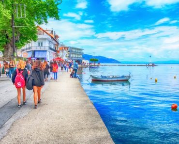 Cât costă o vacanță în Thassos în 2026. La cât ajung cheltuielile pentru drum, feribot, cazare, mâncare și plajă