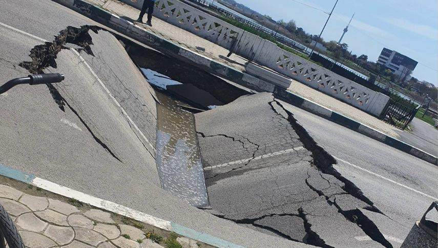 Pod prăbușit la Techirghiol! S-a rupt în două. Imagini de coșmar