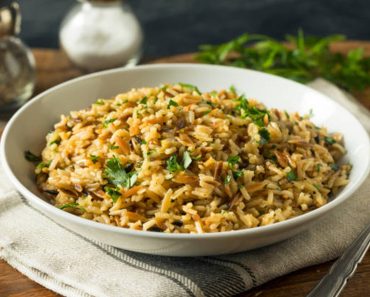 Rețeta de pilaf cu spanac. Un preparat ideal pentru orice fel de dietă