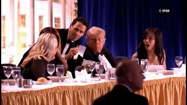 Panică totală la Casa Albă! Trump și Melania, evacuați de urgență după focuri de armă la dineul anului