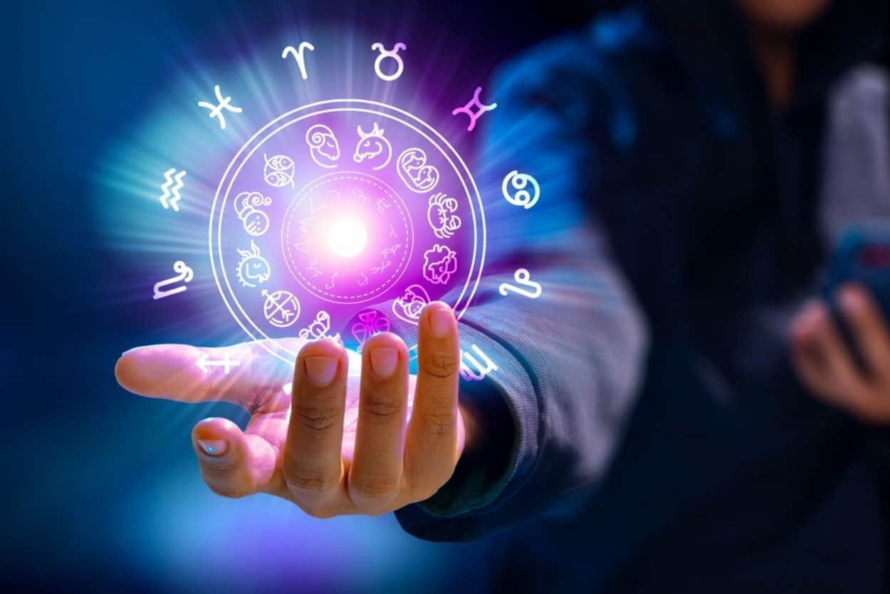 Horoscop luni, 27 aprilie. Peștii trebuie să stea departe de relațiile tensionate