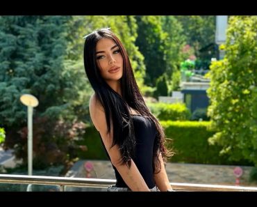 Cum a apărut Ioana Țiriac în vacanță. Imaginile cu fiica lui Ion Țiriac au atras toate privirile