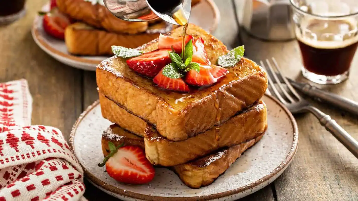 Cea mai bună pâine prăjită franțuzească. Rețeta autentică de „Pain Perdu” care transformă micul dejun într-un desert regal