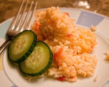 Cum să faci un pilaf cremos și pufos. Secretul care schimbă complet textura orezului