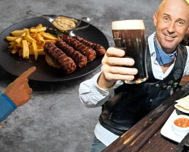 Câți lei costă 4 mici și o bere în localul lui Garcea din Centrul Vechi? Sfatul nutriționiștilor, de 1 Mai: „Nu înfulecați pe nerăsuflate!”