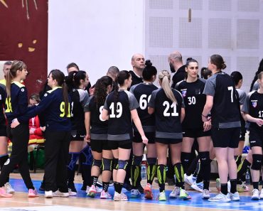 Handbalistele Prahovei au un joc special la ultima apariție pe teren propriu