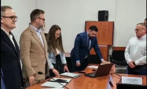 Cine este consilierul județean care o înlocuiește pe Mădălina Lupea (PNL), declarată INCOMPATIBILĂ de A.N.I