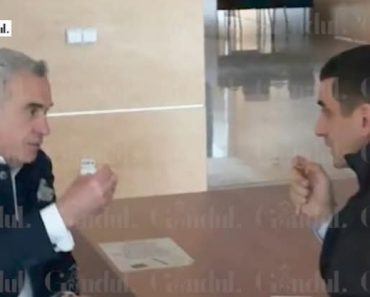 Surse: George Simion îl va propune pe Călin Georgescu premier, după demiterea lui Bolojan. Cei doi s-au întâlnit la bibliotecă