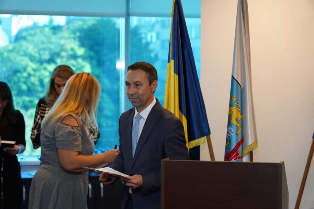 Mihai Apostolache demontează acuzațiile susținătorilor primarului – „Nu distrugem Republica de sub Castani, o civilizăm!”