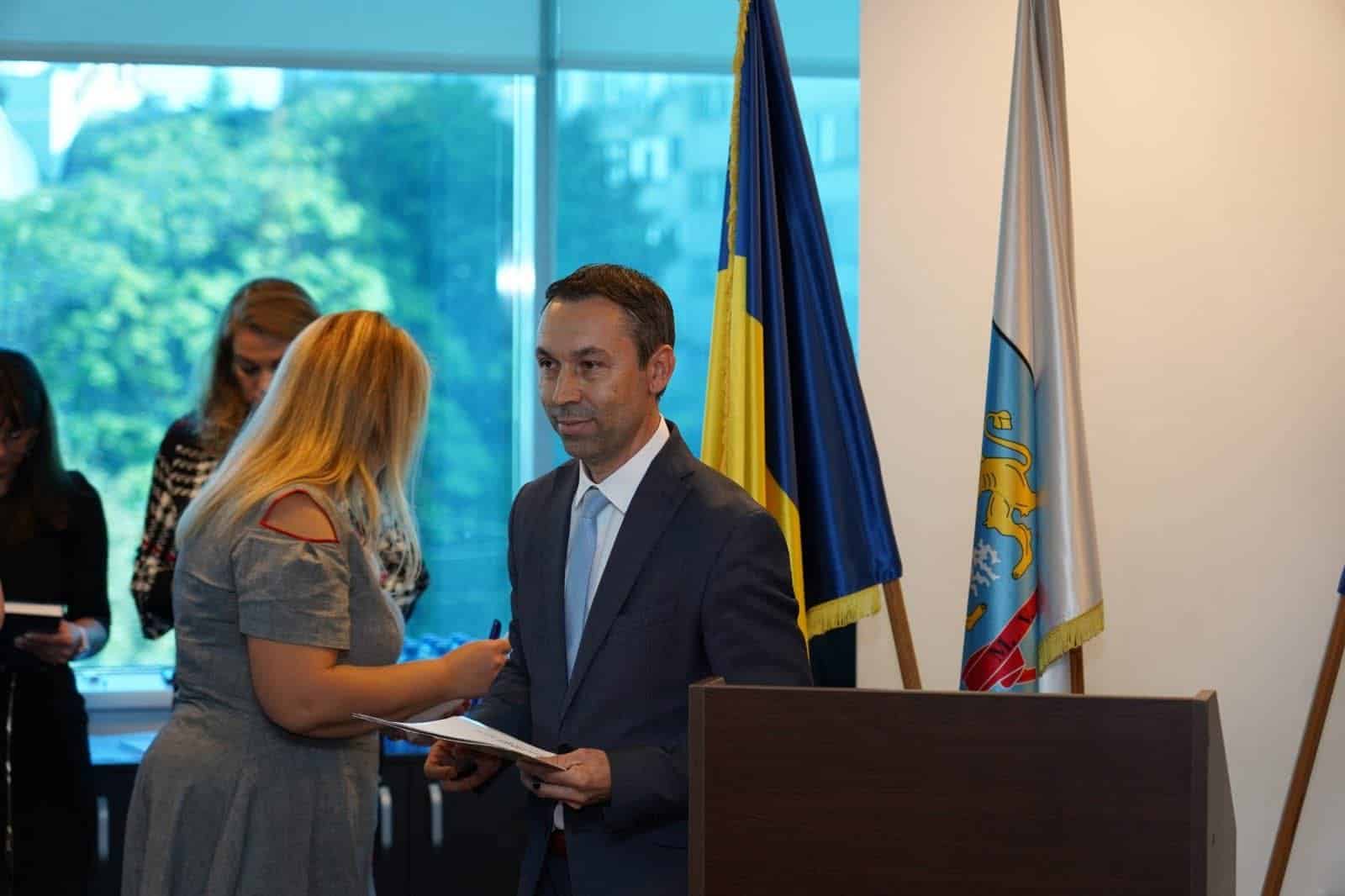 Mihai Apostolache demontează acuzațiile susținătorilor primarului – „Nu distrugem Republica de sub Castani, o civilizăm!”