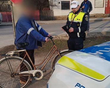 Haos! Aproape 3000 de pietoni și bicicliști sancționați pentru nerespectarea regulilor de circulație, în Prahova
