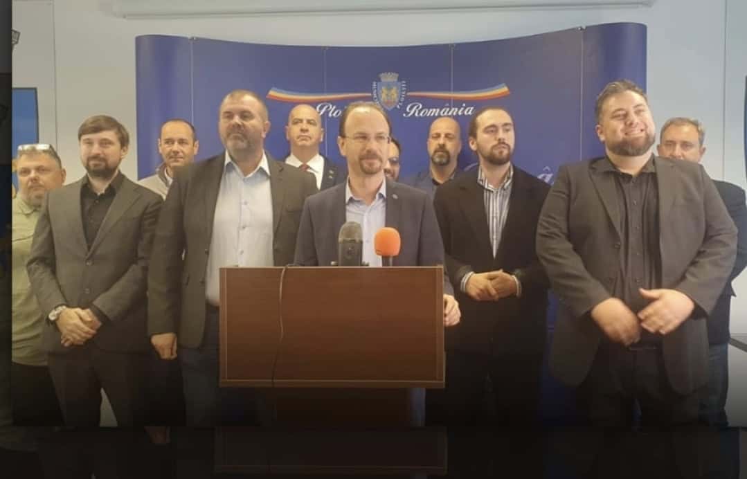 Bugetul Ploieștiului se decide „în familie”. Primarul Mihai Polițeanu hotărăște cu apropiații săi soarta ploieștenilor, fără consultări cu partidele din CL Bugetul Ploieștiului se decide „în familie”. Primarul Mihai Polițeanu hotărăște cu apropiații săi soarta ploieștenilor, fără consultări cu partidele din CL