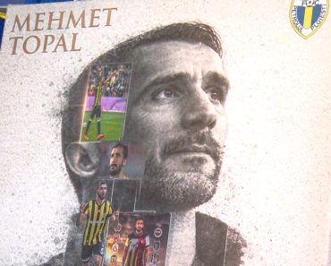 Recunoștere pentru posteritate! Antrenorul și jucătorii Petrolului sunt pe postere!