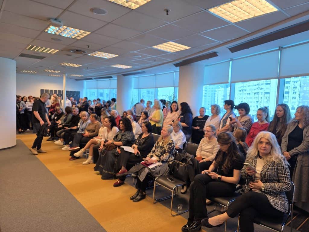 VIDEO: Numărul maxim de posturi din Primăria Ploiești și subordonate, adoptat de Consiliul Local din a treia încercare