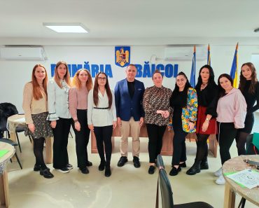 Grădinița Dandelion, în parteneriat cu Primăria Băicoi, a desfășurat un proiect special cu tema „Tablou de Paște”