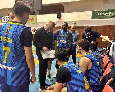 Baschetbaliștii Petrolului au făcut iureș la Târgu-Mureș!