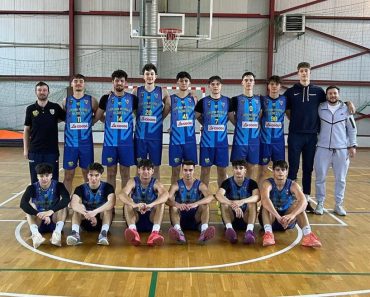 Echipa de tineret în oglindă cu cea de seniori