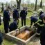 Mormântul unui bărbat a fost deschis, după ce familia a auzit zgomote ciudate ieșind din sicriu: „L-am strigat „tată!”
