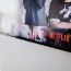 Serialul genial de pe Netflix care a cucerit toată planeta. Are o poveste intensă și te ține lipit de televizor