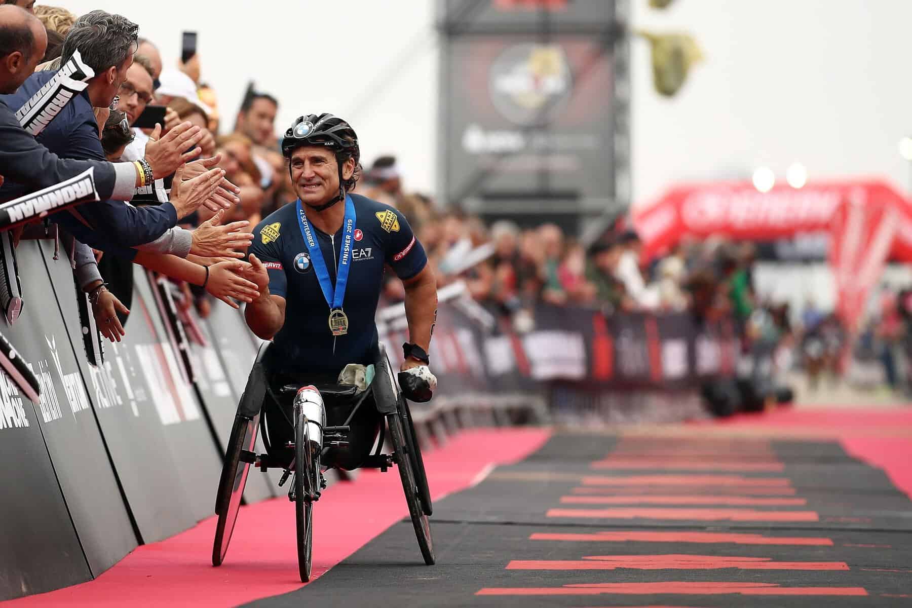 Doliu în lumea sportului: Alex Zanardi a murit la 59 de ani. Povestea uluitoare de viață a pilotului care și-a pierdut ambele picioare