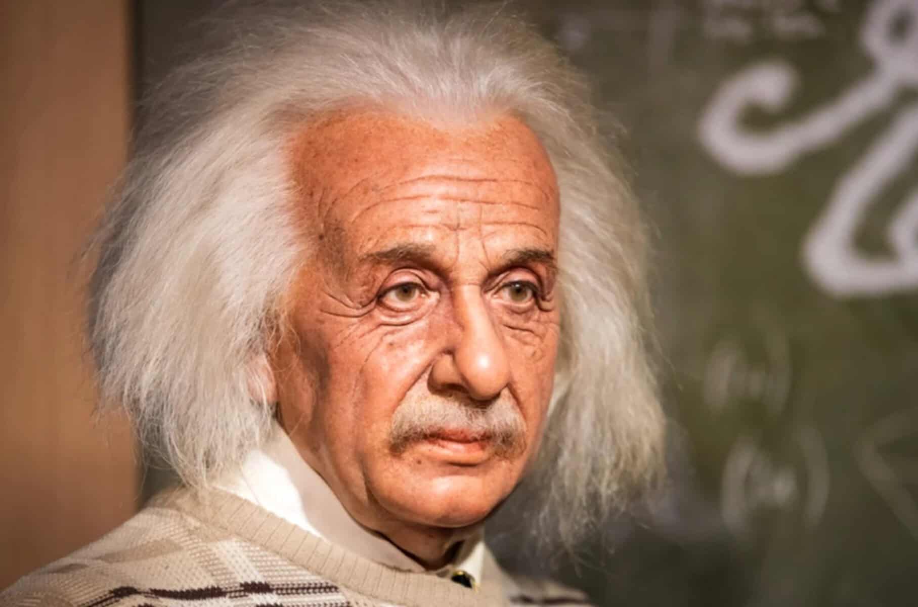 Aceasta este „formula” lui Einstein pentru fericire și succes în viață
