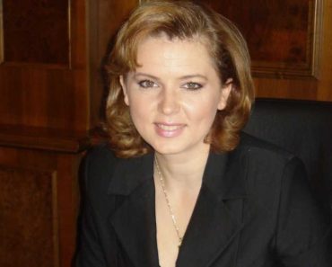 Ce face și cum arată la 50 de ani Roberta Anastase, fosta Miss România 1994